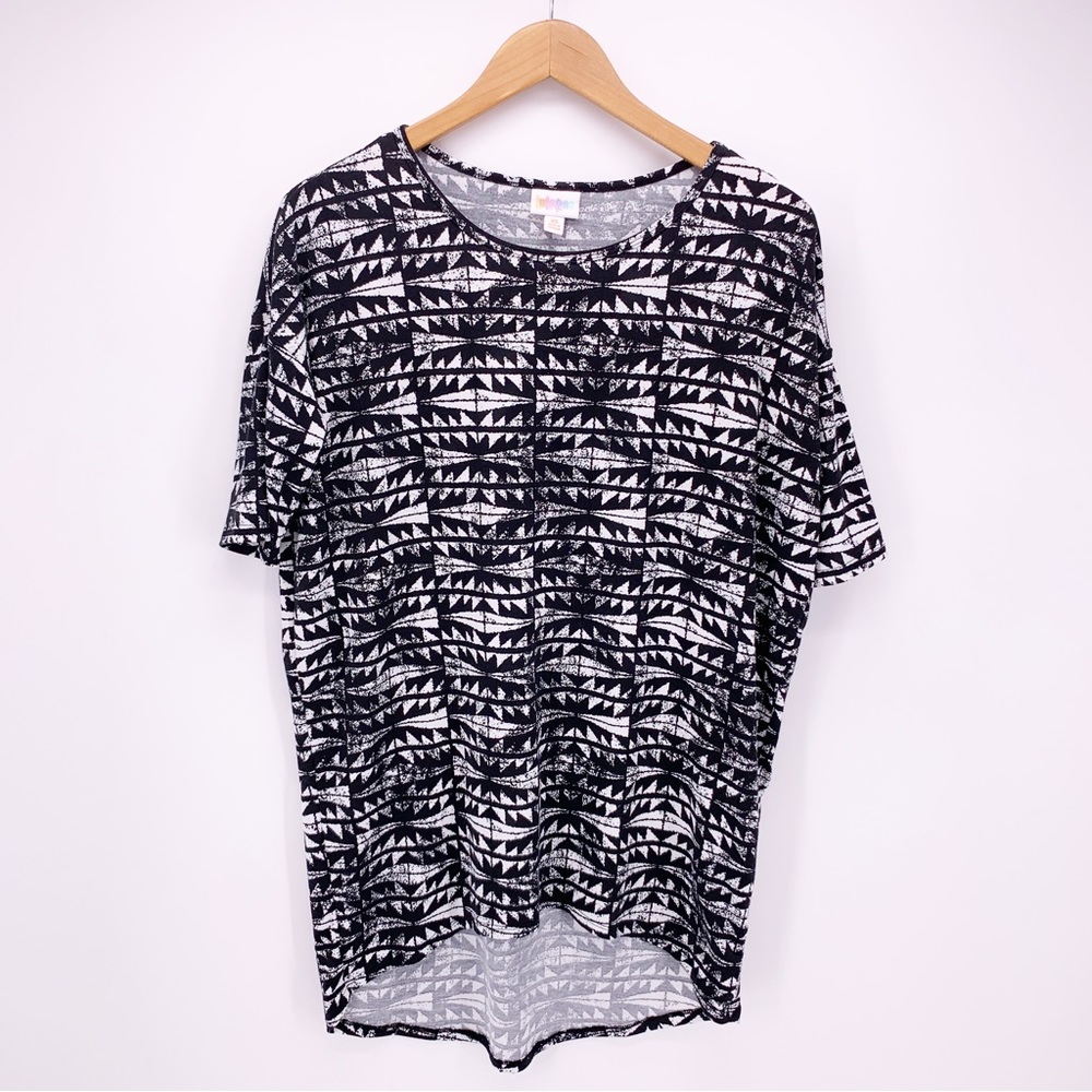 LuLaRoe Women's XS Black & White Tribal Aztec Tunic Shirt F11